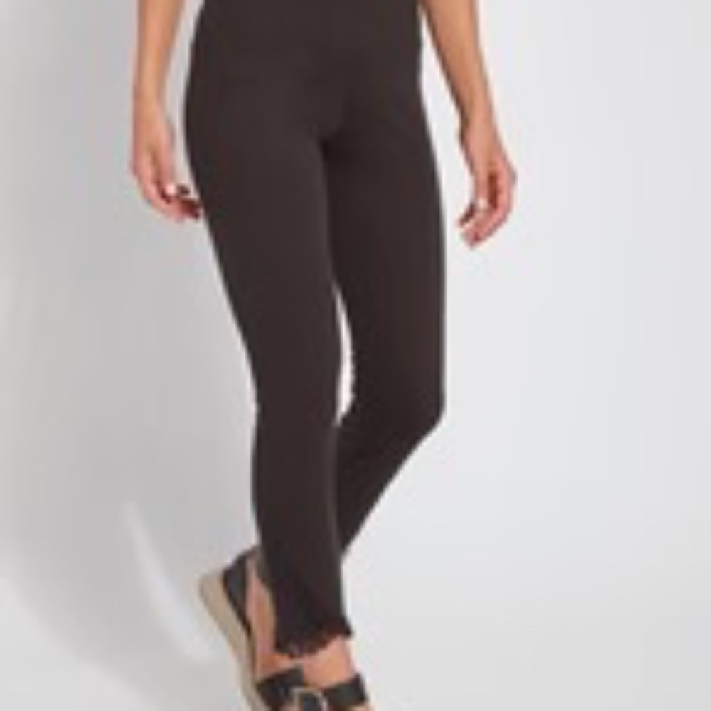 Lysse' Fringe Tulip Hem Denim (26.5 Inseam) NWT Size L Black